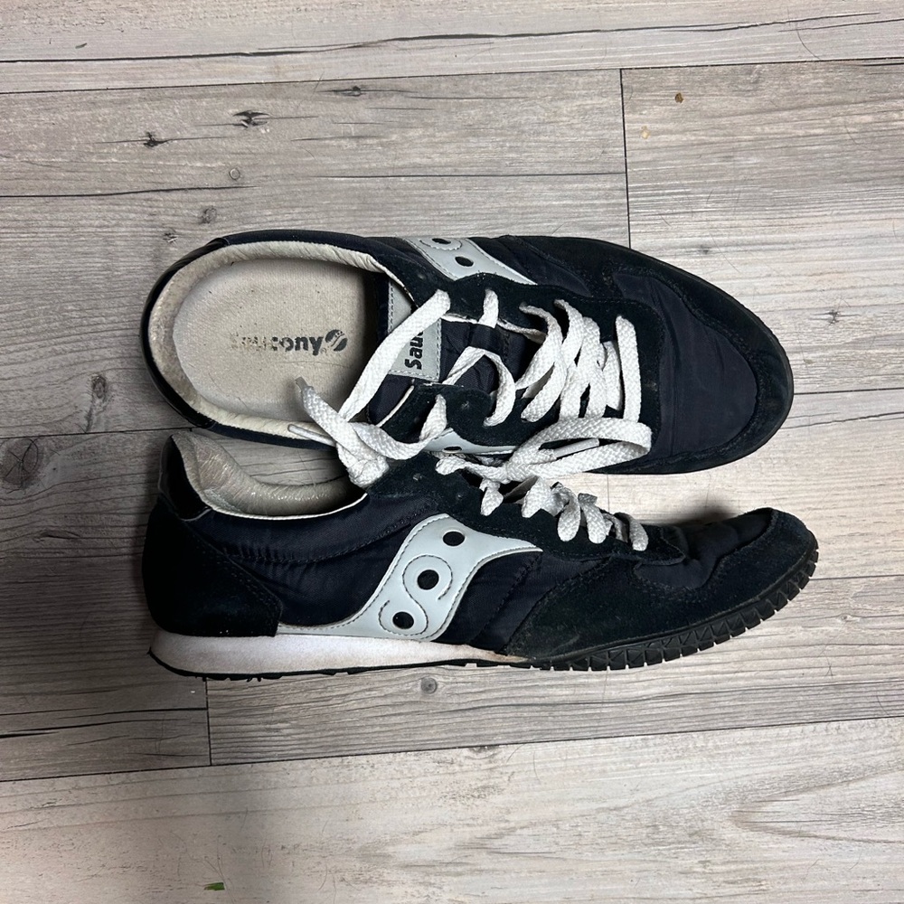 Saucony Black and White Low-Profile Lace-Up Sneakers